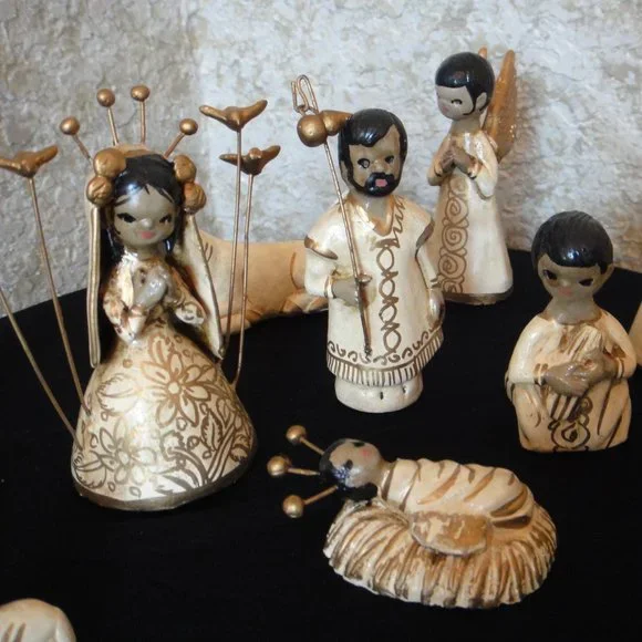 Nativity Set - Picture 10 of 11